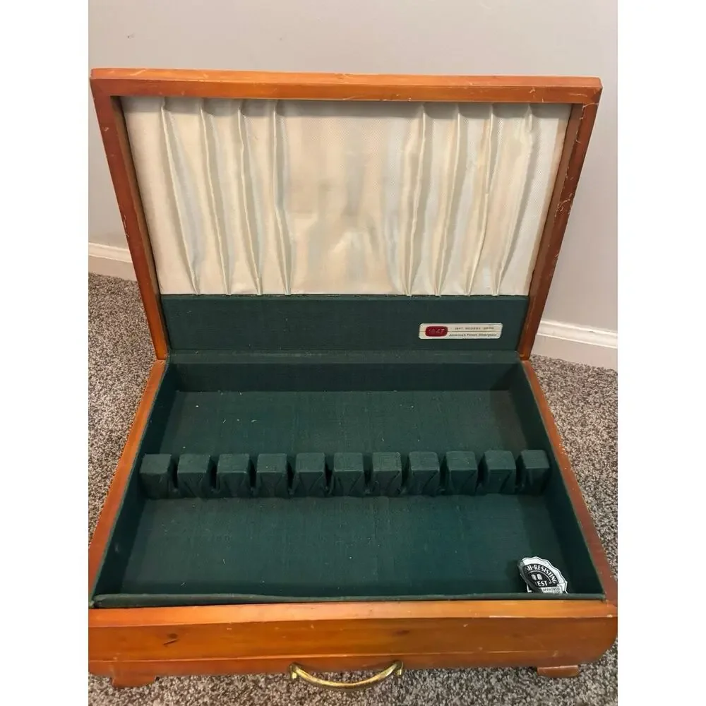 Vintage Wood SILVERWARE FLATWARE STORAGE BOX CHEST W/ DRAWER Tarnish Resistant